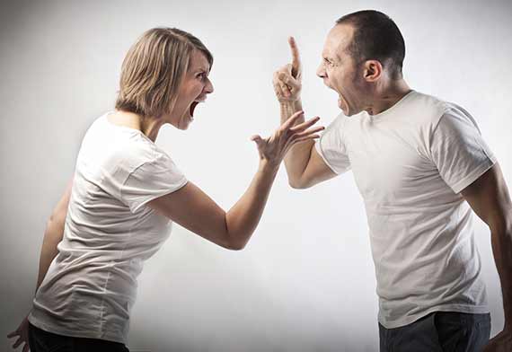Arguing Couple Screaming 9539472 M